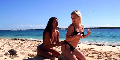 cumshot teen lesbians aria banks & rachel rivers beach sex