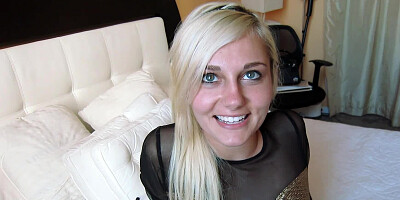 Cute blonde porn newcomer fucked hardcore in a hotel room